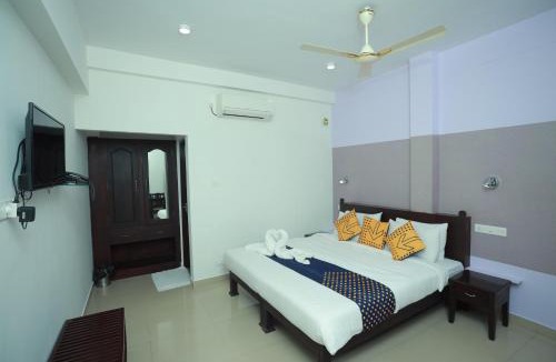 Kulanada Hotel | Shanthi Residency