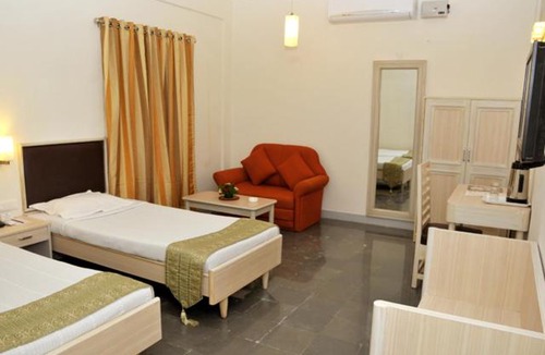 Hyderabad Hotel | Shanthiniketan - Ramoji Film City