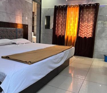 Murudeshwara Hotel | Shanti Nivas Homestay