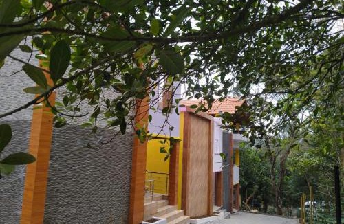 Yercaud Hotel | Sharma Jee Farmhouse