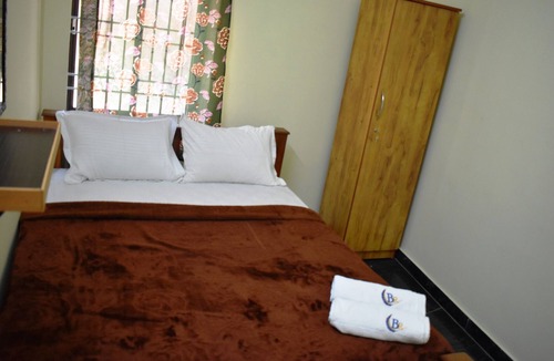 Manalur Hotel | Sharma ResidencyTiruvannamalai RoyalStay