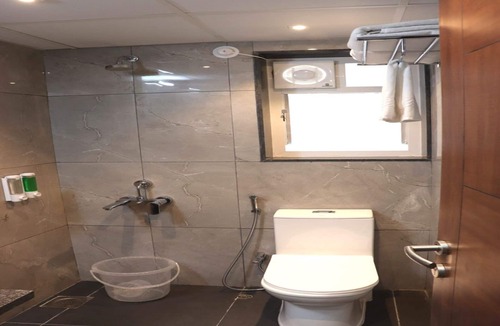 Erandwane Hotel | Sharman Suites