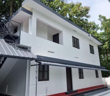Kayamkulam Apartment | ShearaZ Castle