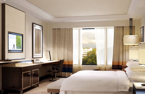 Pune Hotel | Sheraton Grand Pune Bund Garden Hotel
