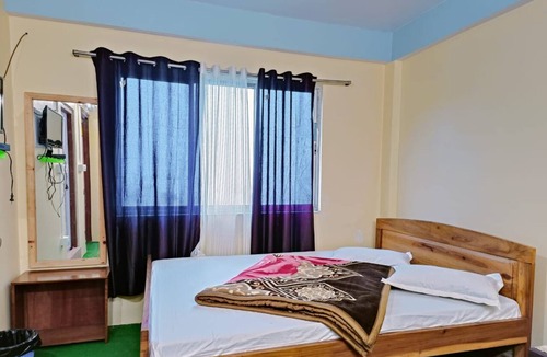 Lava House | Sherpa Residency