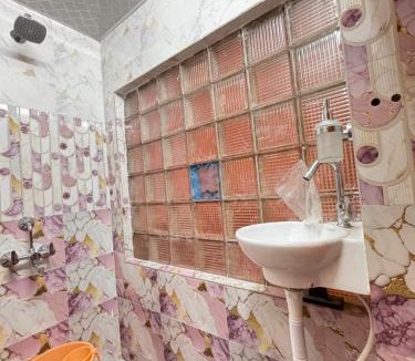 Hyderabad Apartment | shikary's palace near charminar