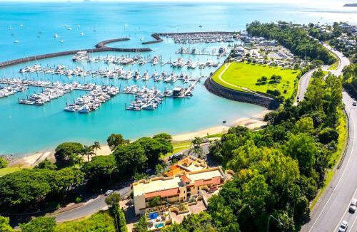 Airlie Beach Resort | Shingley Beach Resort - Whitsundays