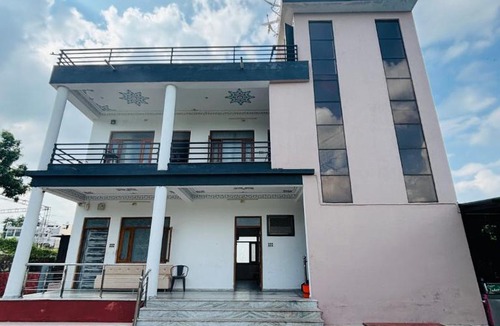 Nathdwara Hotel | Shiv Ashray Resort