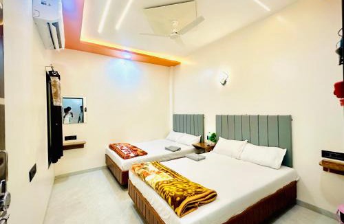 Ellora House | Shiv Guest house
