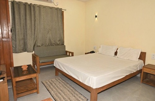 Medha Hotel | Shiv Parvati Resort