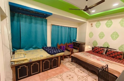 Gulab Sagar House | Shivam Guest House