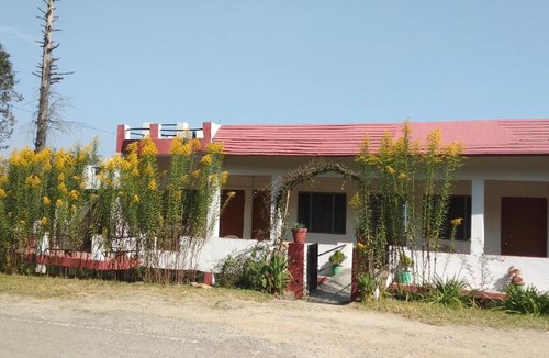 Kausani Hotel | Shivam Guest House, Kausani