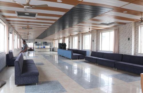 Hoshangabad Hotel | Shree Hari Residency Narmadapuram