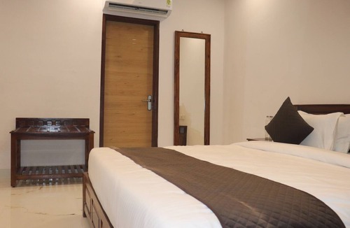 Tonk Road Hotel | SHREE LEELAA Boutique Stay