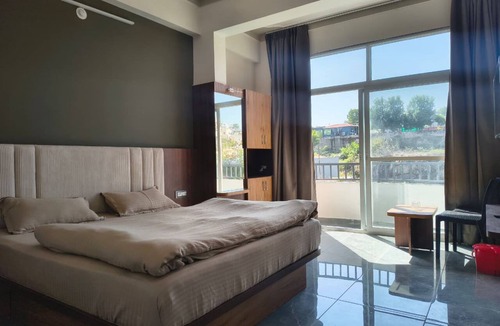 Nathdwara Hotel | Shree Vallabh Resort
