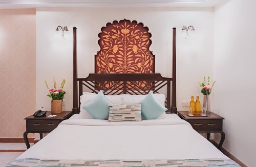 Nathdwara Hotel | Shree Vallabh Vilas Lords Plaza Nathdwara - Pure Veg