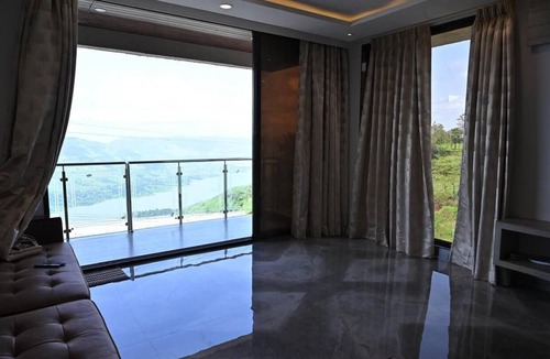 Wai Hotel | Shreejee Villa