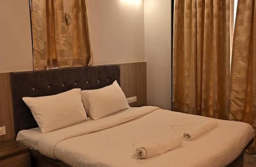 Wai Hotel | Shreejee Villa
