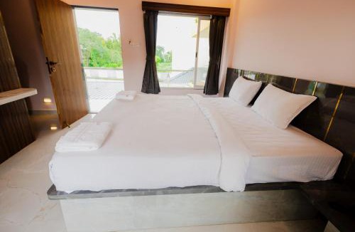 Nagaon Hotel | Shreem Resort