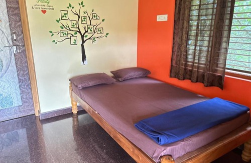 Hireguthi House | Shreeniketana stay