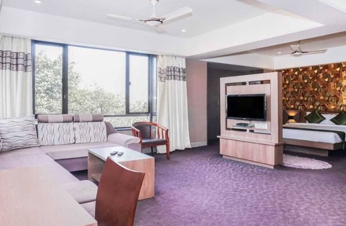 Satara Hotel | Shri Vitthal Mangalam