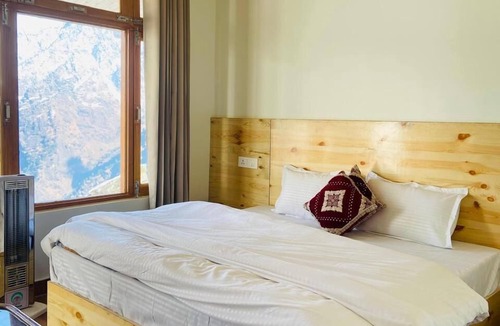 Gobind Dham Hotel | Shrikanth near TV tower