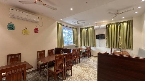 Murud-Harnai Hotel | Shrileela Beach Resort