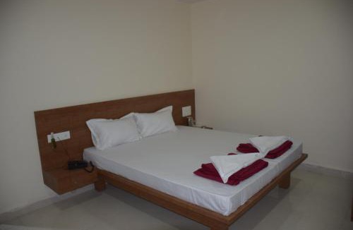 Dharwad Hotel | Shrinivas Lodge