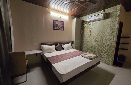 Khandwa Hotel | SHYAM RESORT