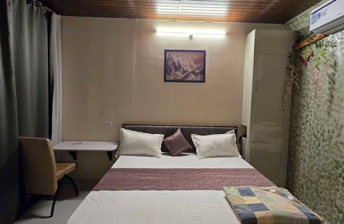 Khandwa Hotel | SHYAM RESORT