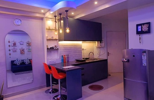 Kolkata Apartment | Siddha Xanadu Studio 604 - Pool Near Airport, CC2