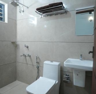 Thiruvananthapuram Villa | Siddhu's Nest - Near to Lulu mall, Kochuveli Railway station and KIMS Hospital