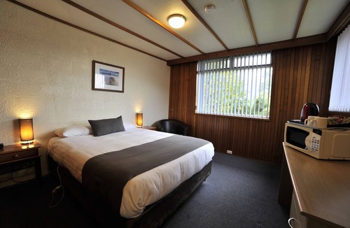 Queenstown Hotel | Silver Hills Motel