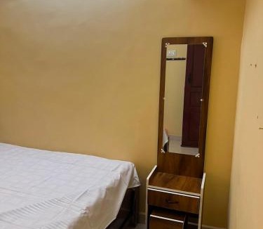 Tiruchendur House | Singaravel Home Stay