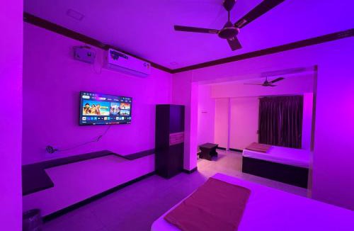 Tiruchengode Hotel | Sivamurugan residency