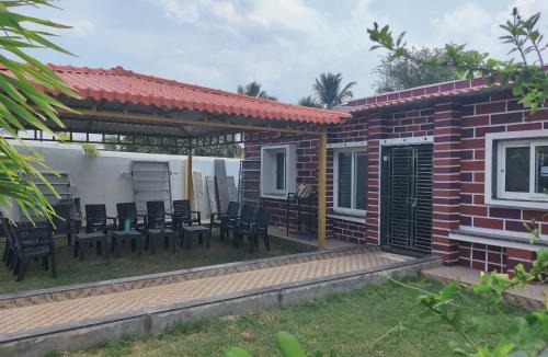 Bhimunipatnam House | Sivarama garden resort 8 AC living hall with 8 AC BHK stay &2 swimming pools& Box Cricket, settil and all near beach road, vishakhapatnam