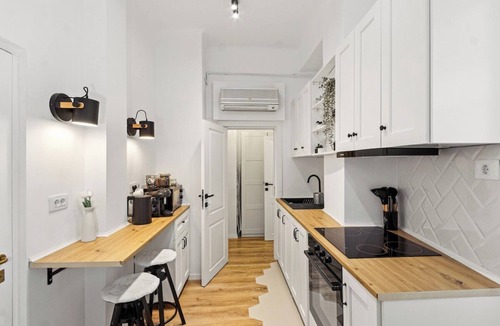 Bucharest City-Centre Apartment | Sky Central Bucharest