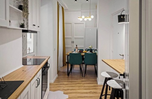 Bucharest City-Centre Apartment | Sky Central Bucharest