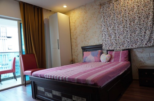 Nanakram Guda House | Sky Loft – Soar Above the City in Comfort, Surrounded by Skyline and Greenery.