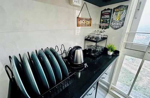 Thane West Apartment | Skyline Hideaway On 20+ Floor The Cozy Den!