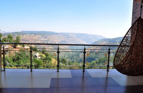 Bhilar Villa | Skyline Serenity by Joy Suites