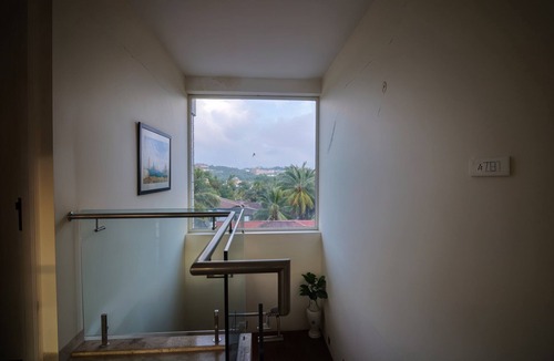 Candolim Apartment | Skyline Serenity Villa – 3BR w Private Pool in Candolim by Homeyhuts