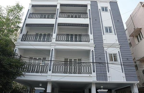 Velachery Hotel | Skyline Suites