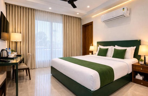 Sholinganallur Hotel | Skytouch Residency-OMR