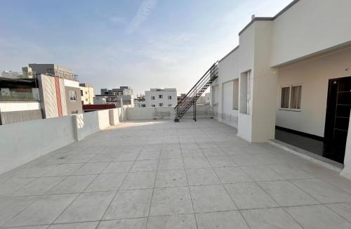 Madhapur Apartment | SkyView Penthouse MEE Homes near Hitech City