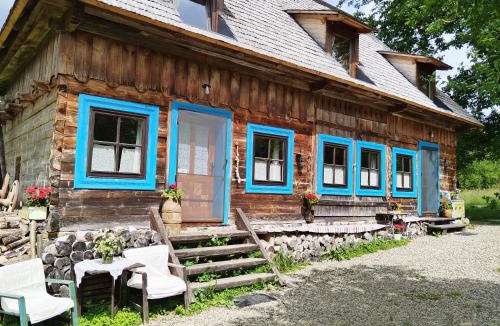 Breb House | Small Apartment in Breb s Cosy Barn