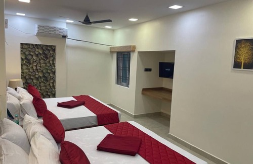 Cheyyur Hotel | SMJ GRAND HOTEL & MAHAL