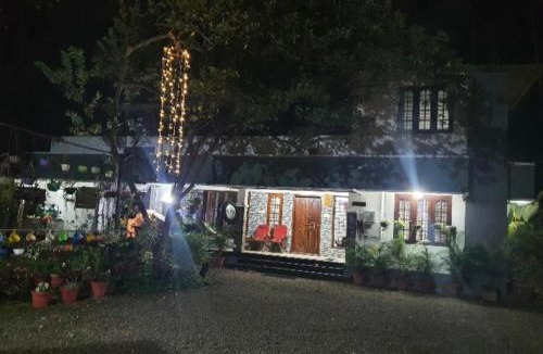Mullakkal Bed & Breakfast | Snehatheeram Homestay