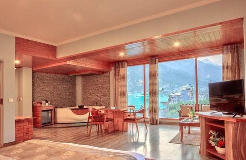 Gadherni Hotel | Snow Flakes Resort And Spa Centrally Heated Luxury Resort