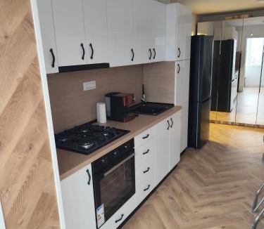 Craiova Apartment | SoftGlow Apartament